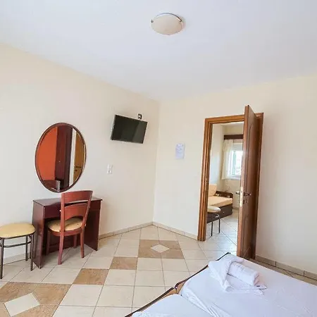 Lina Lejlighed Potos